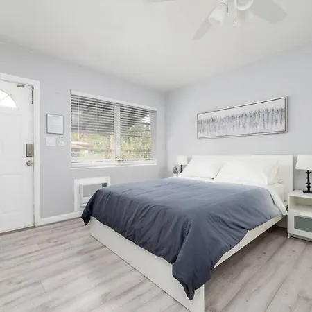 The Dolphin Studio At Lake Ridge Fort Lauderdale Exterior foto